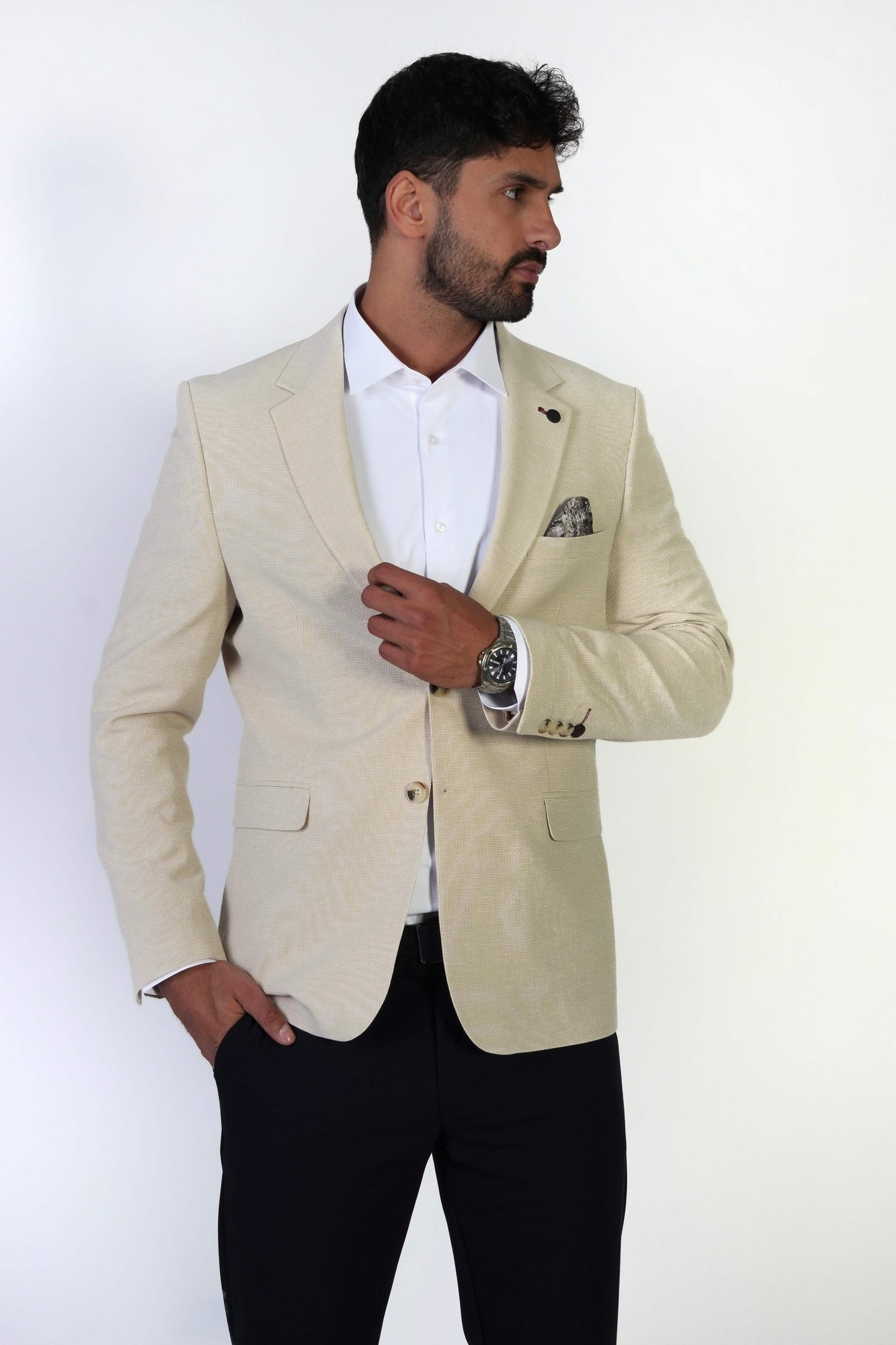 Бежово мъжко спортно-елегатно сако Slim Fit