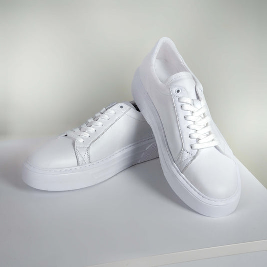 Бели мъжки сникърси от 100% естествена кожа