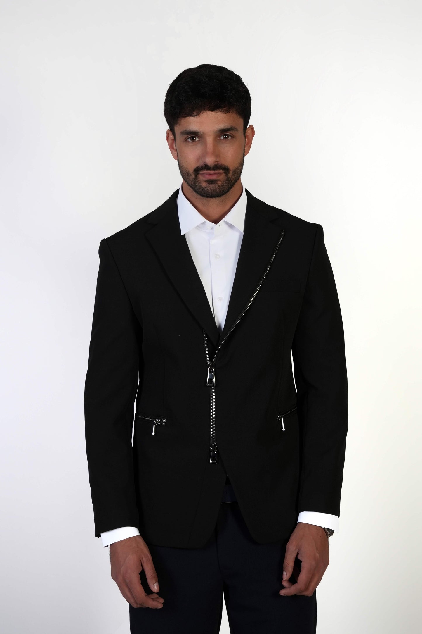 Черно мъжко сако Slim Fit с метални ципове